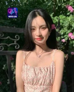 Read more about the article Aira Raya Brazilian Hot51 Female Influencer Sensation