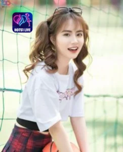 Read more about the article Cloudy Female Influencer in Brazil Hot51 A Detailed Review