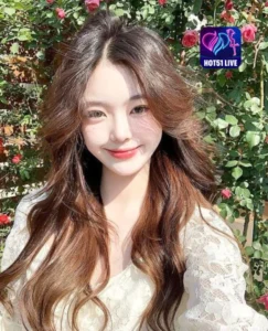 Read more about the article Luny Influenciadora Brasileira de Destaque no Hot51