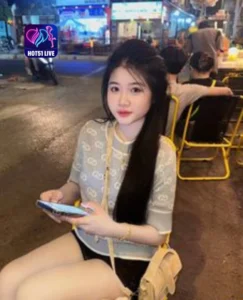 Read more about the article Nờ Ngann Female Influencer Dominating Hot51 in Brazil