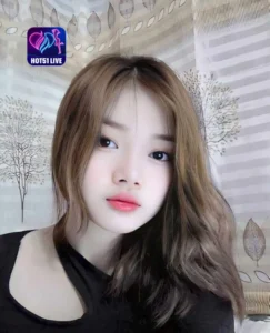 Read more about the article Exploring the Popular ‘Share’ Female Influencer in Brazil on Hot51