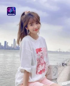 Read more about the article Tzi Influenciadora de Destaque no Hot51