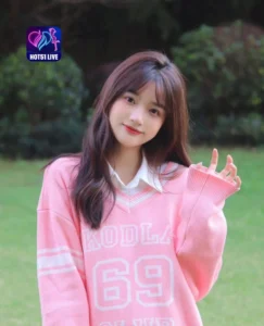 Read more about the article 𝗭𝗜𝗢𝗞𝗔 Influenciadora Brasileira no Hot51