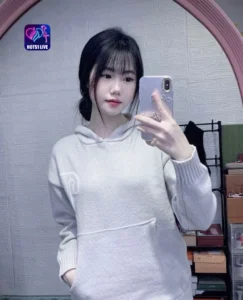 Read more about the article Explorando Kieu Duyen Influenciadora Feminina no Hot51