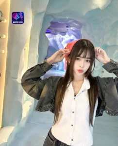 Read more about the article Yuvi A Influenciadora Brasileira em Alta no Hot51