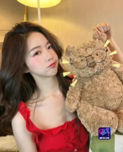 Read more about the article 𝙱é 𝚖ỏ 𝚑ỗ𝚗 A Influenciadora Brasileira em Destaque no Hot51