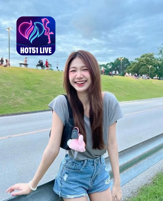 Clara Livingston HOT51LIVE