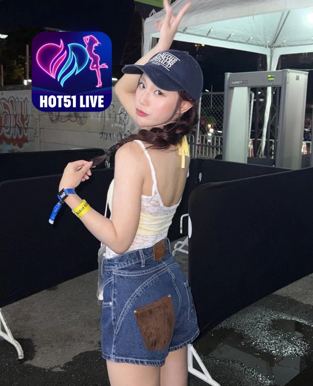 Derek Phillips HOT51LIVE