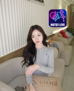 Read more about the article Eliza Thornton linda garota no HOT51 agora