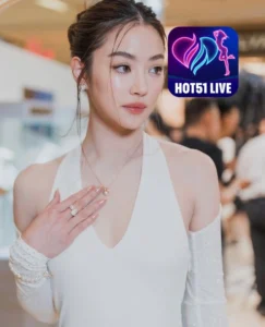 Read more about the article Isabella Collins Beleza Incomparável no HOT51