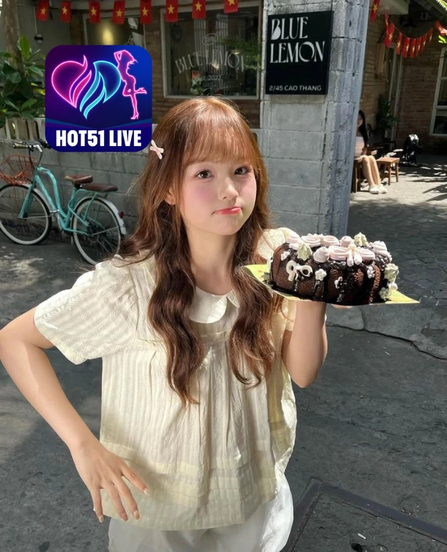 Serena Caldwell HOT51LIVE