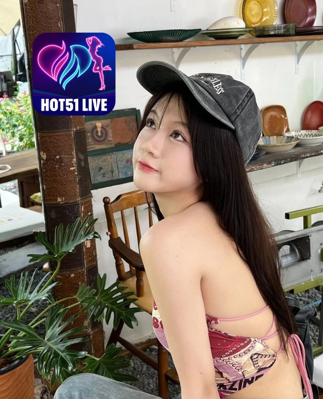 Willa Adams HOT51LIVE