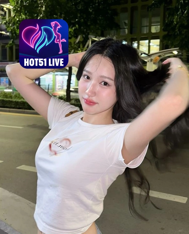 Claire Merriweather Hot51LIVE