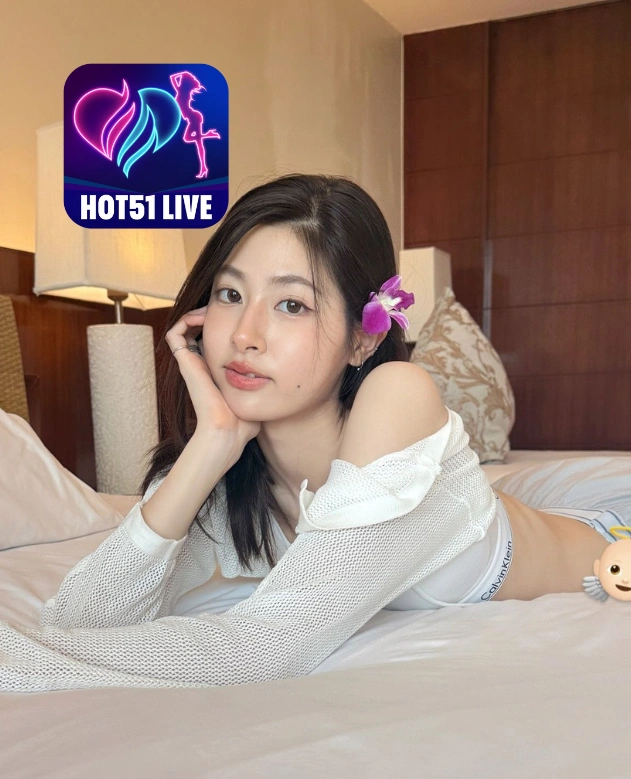 Daisy Fairmont Hot51LIVE