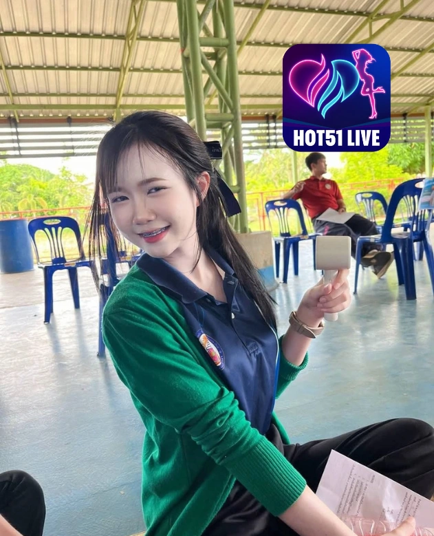 Paige Foster HOT51LIVE